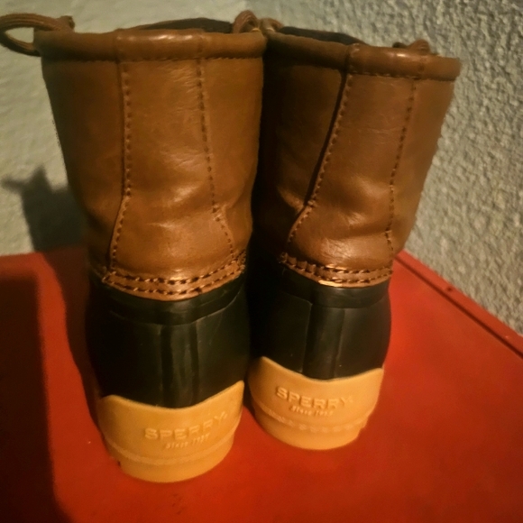 Boys or Girls Sperry Waterproof Boots - Picture 2 of 5